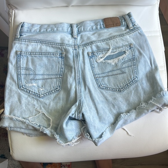 American Eagle Shorts - Picture 2 of 2